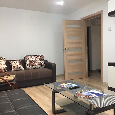 Ferienwohnung Apartament Myky Tulcea Exterior foto